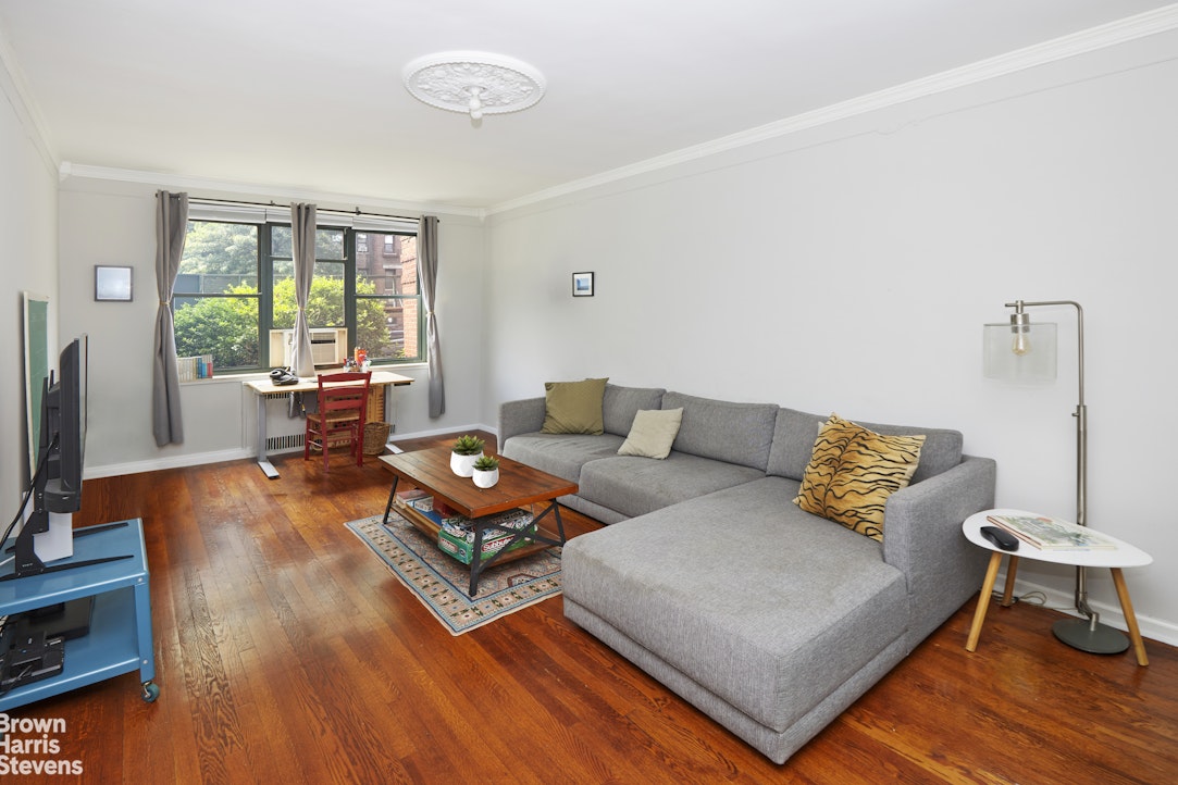 78-11 35th Avenue 1G — photo