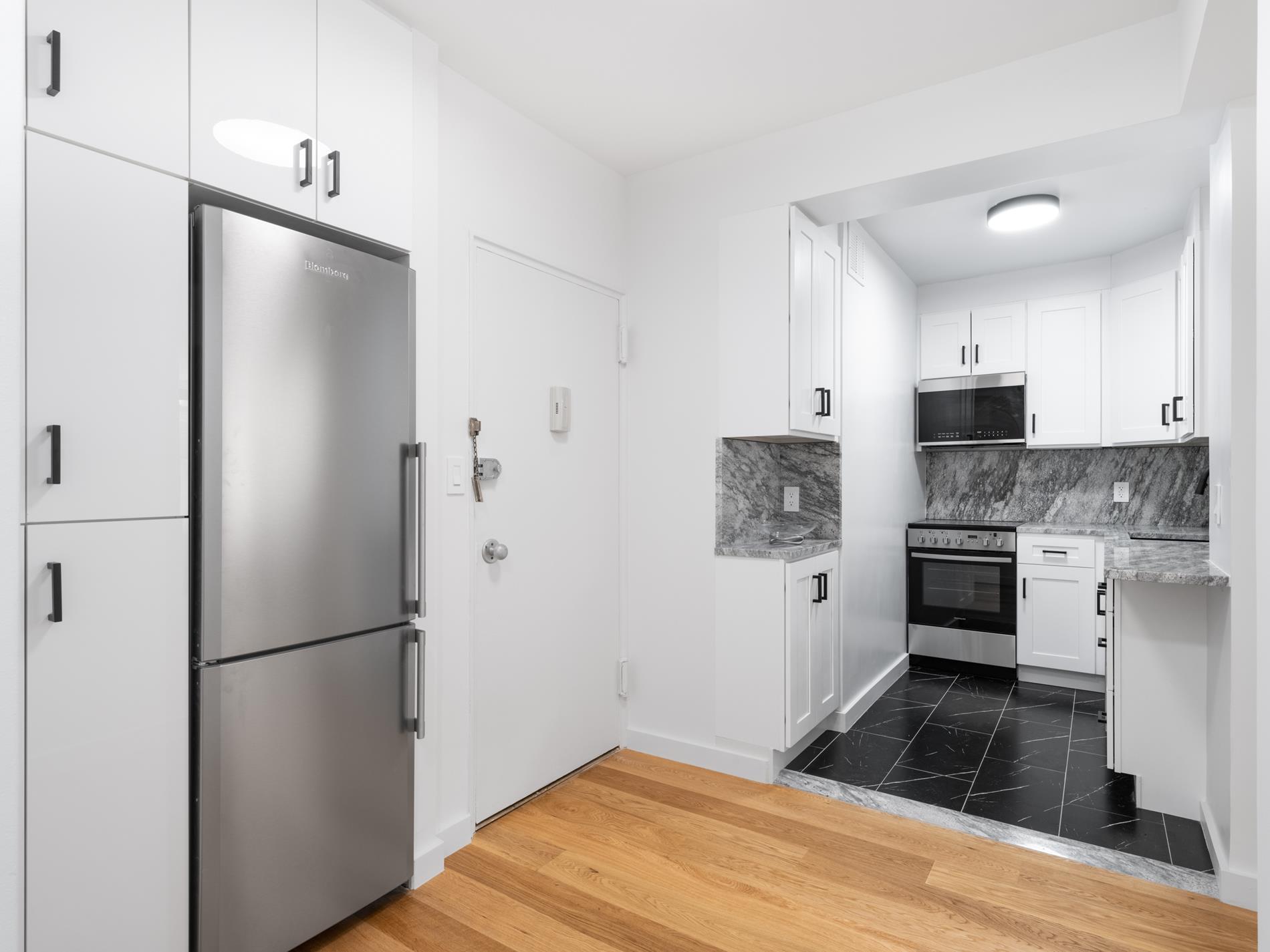 80 Park Avenue 6-F — photo