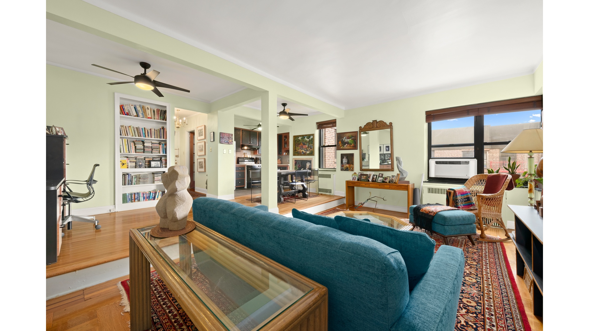 77-11 35th Avenue 6H — photo