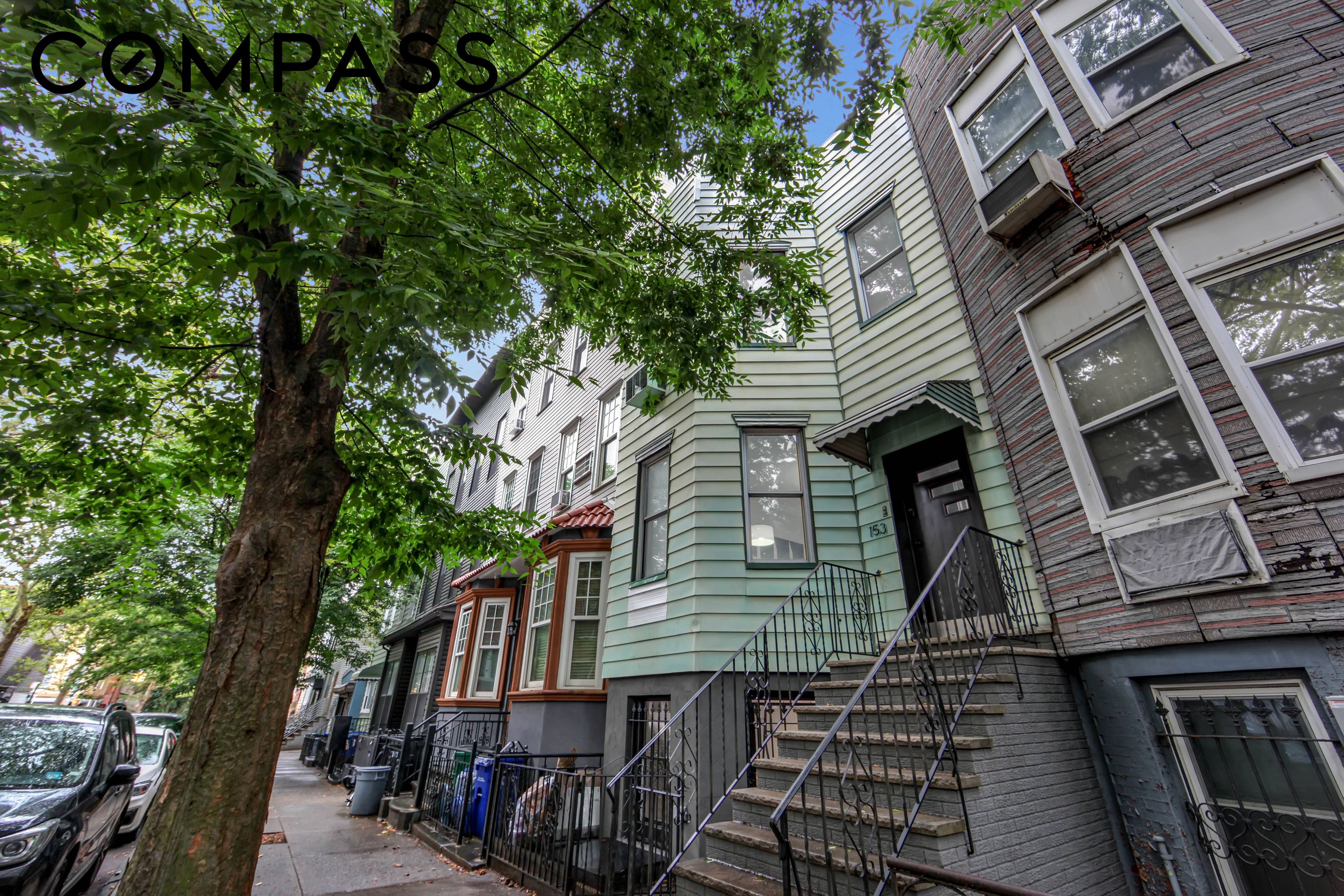 153 Ainslie Street — photo