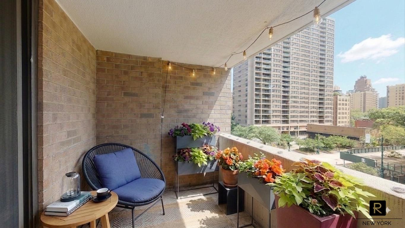 100 W 94th Street 9-B — photo