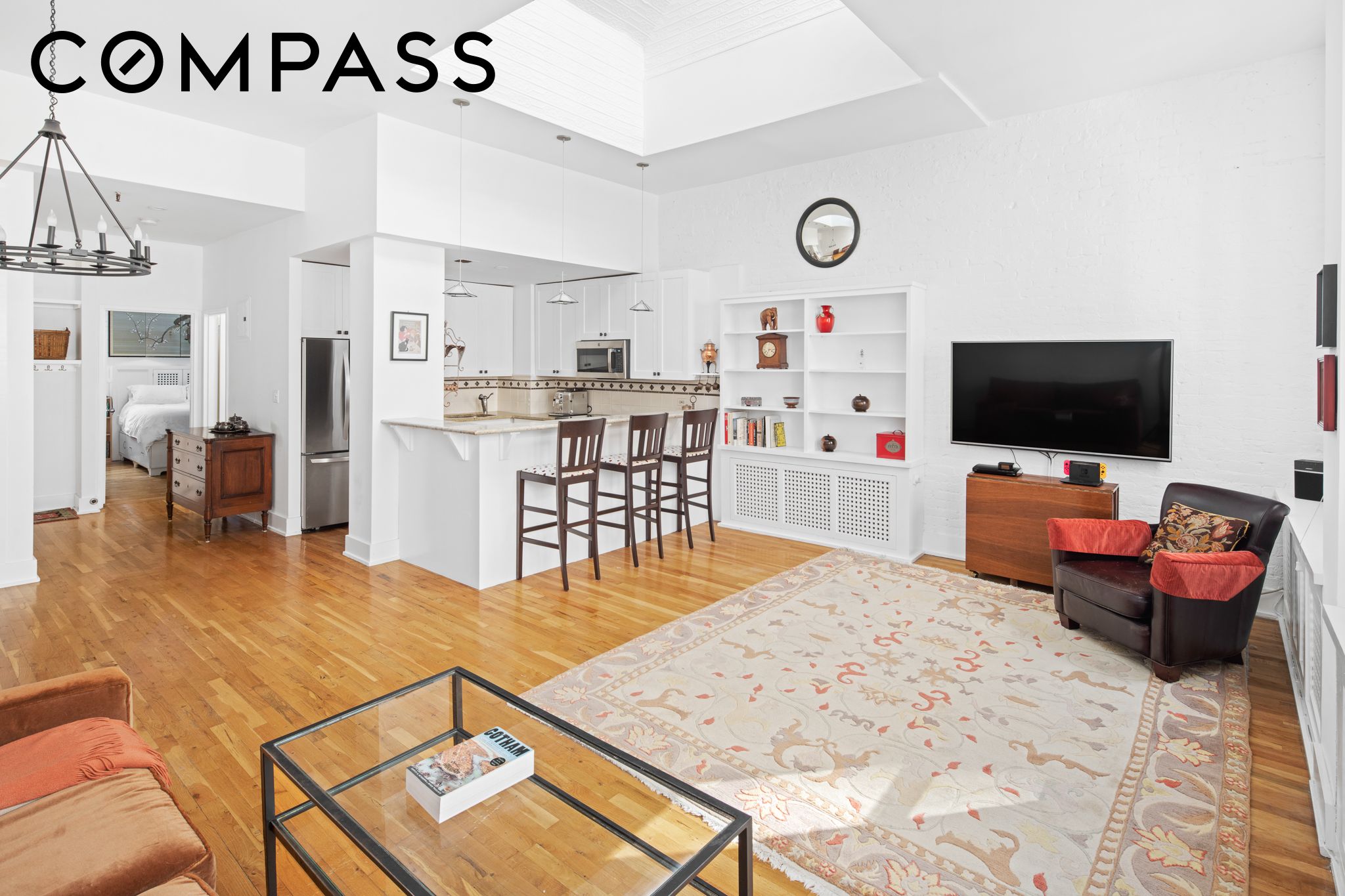 23 E 10th Street Pha — photo