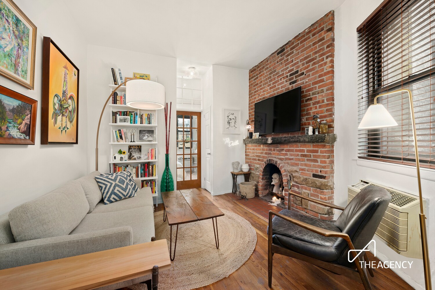 252 W 20th Street 4B — photo