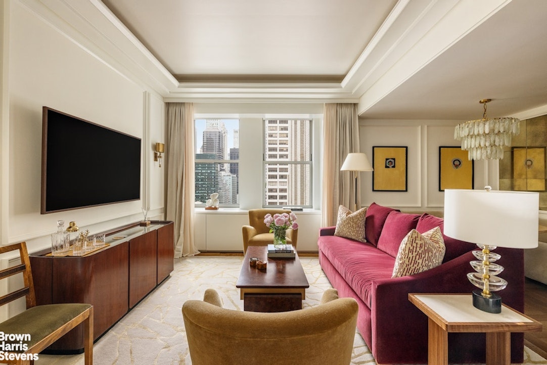 303 Park Avenue 2317 — photo