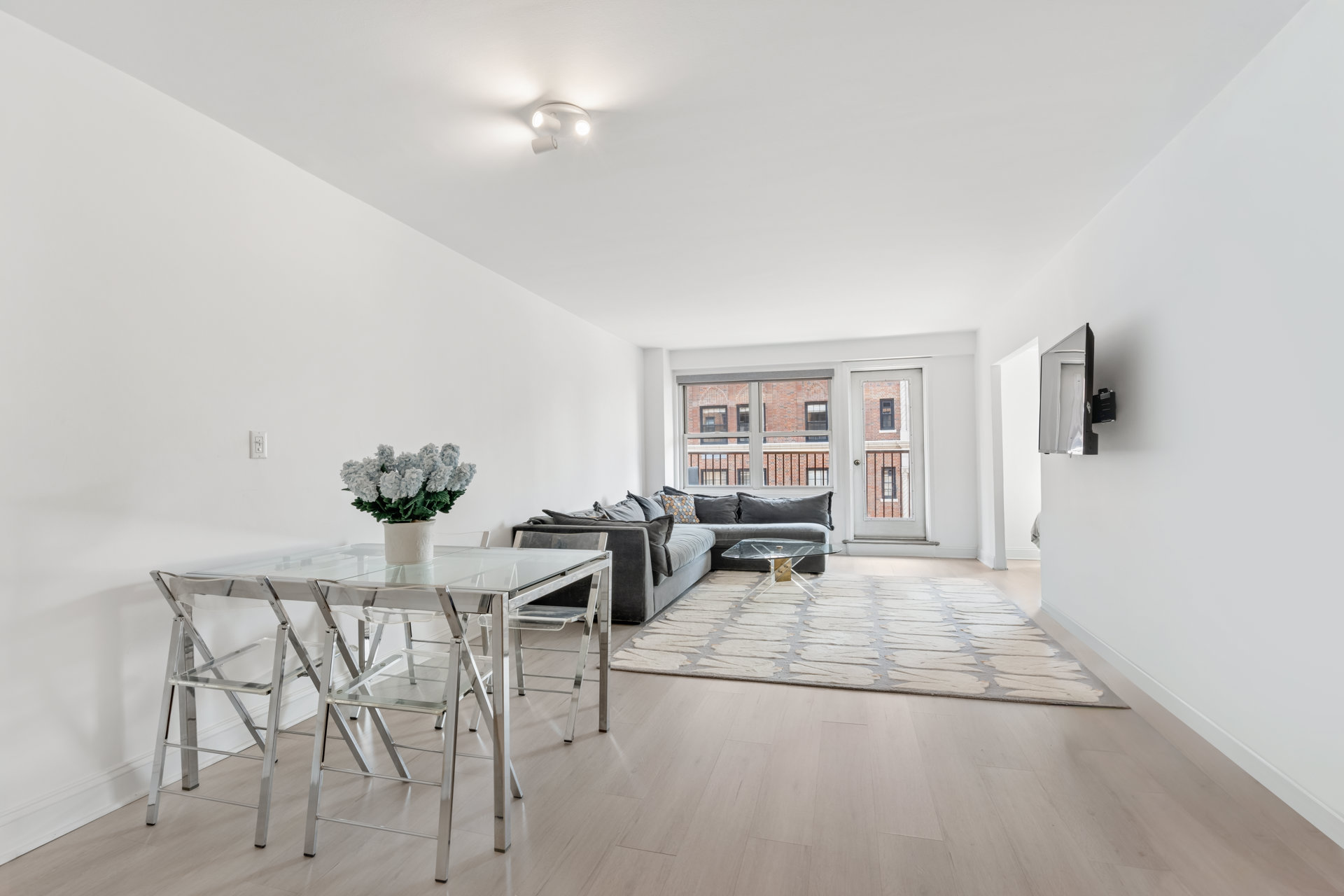 1199 Park Avenue 16E — photo