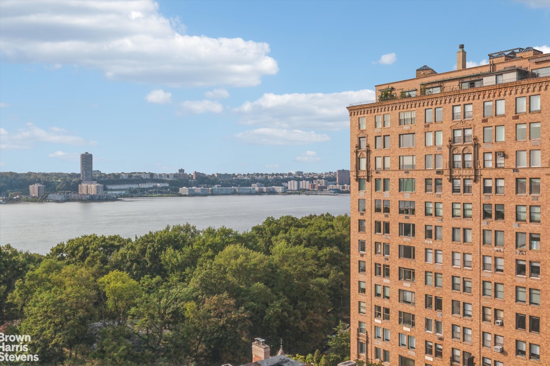 100 Riverside Drive 14E — photo