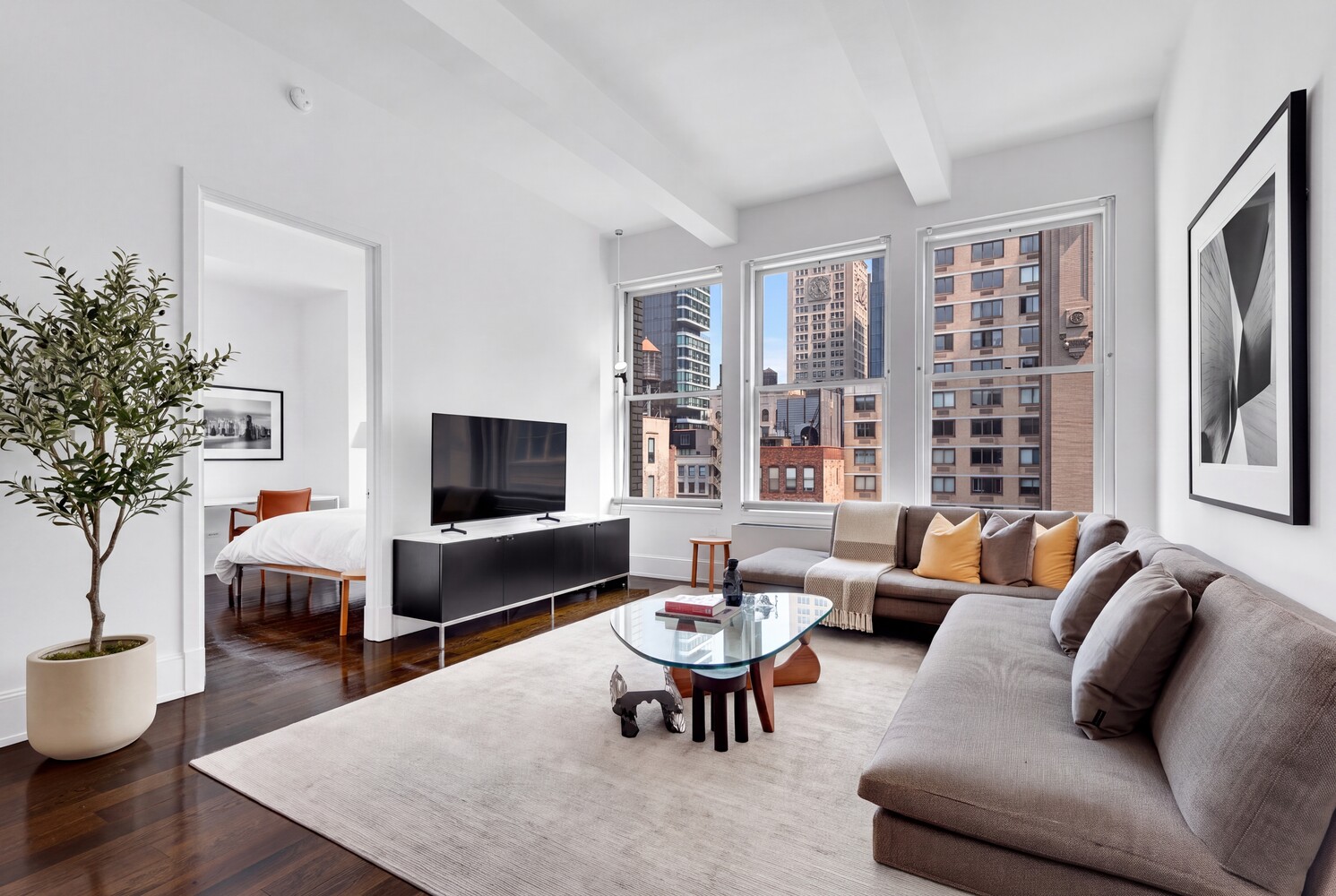260 Park Avenue S 10G — photo