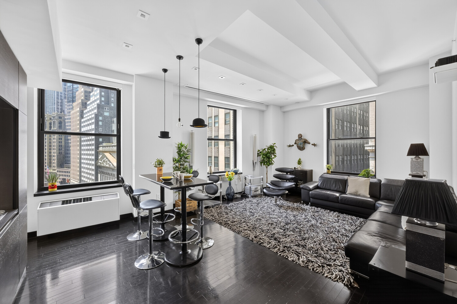 20 Pine Street 907/908 — photo