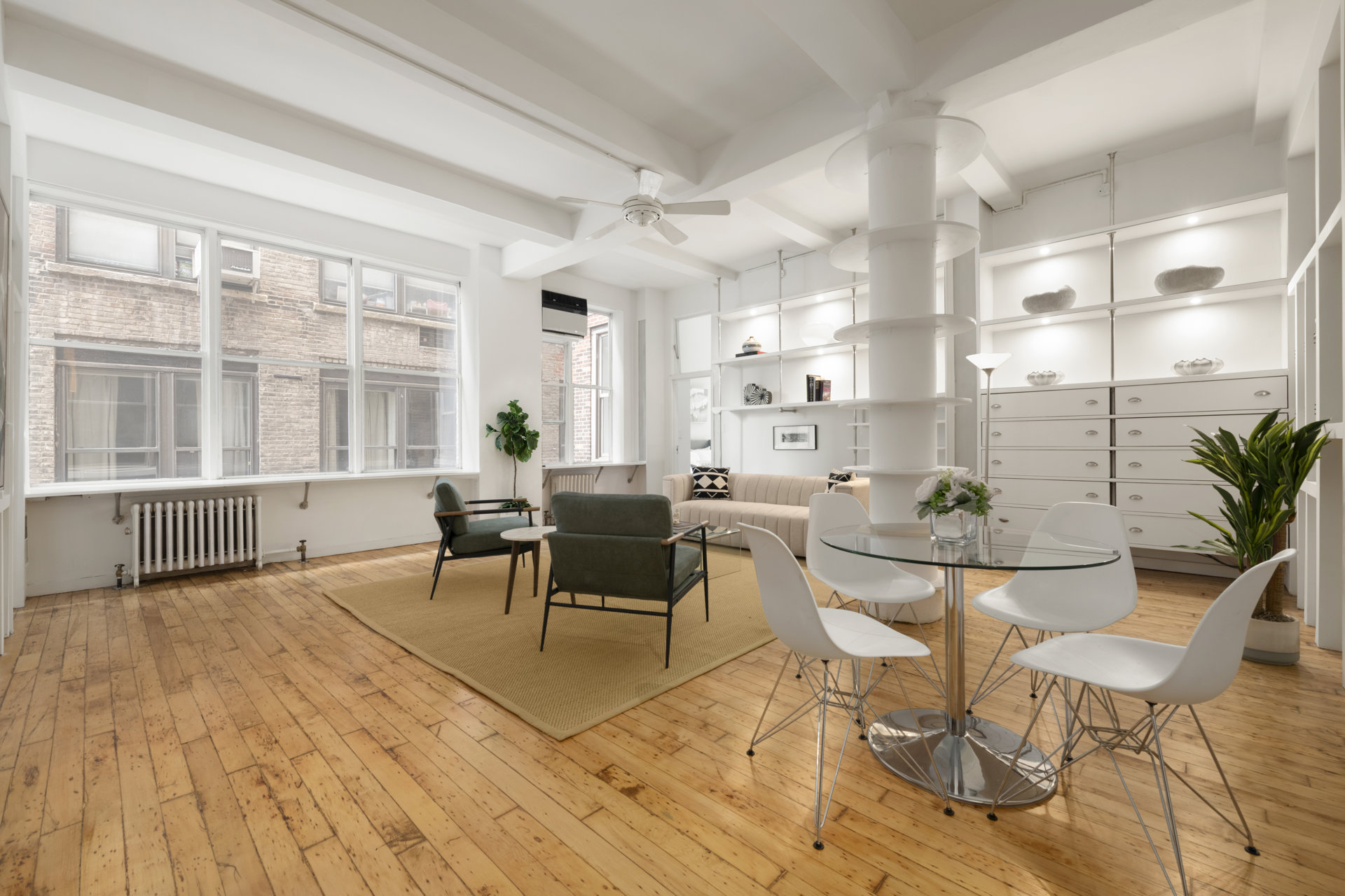 121 W 17th Street 3B — photo