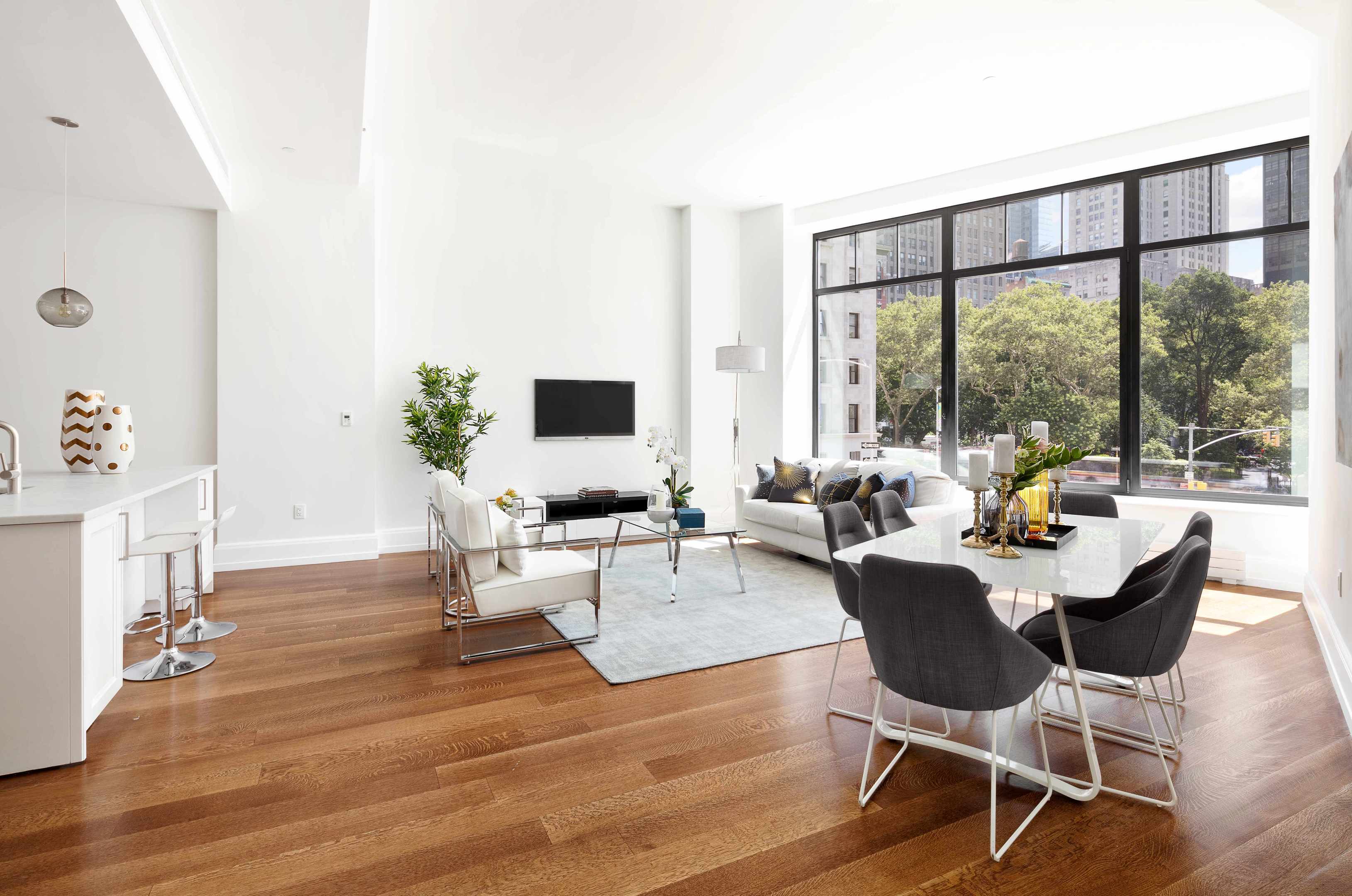 10 Madison Square W 2G — photo