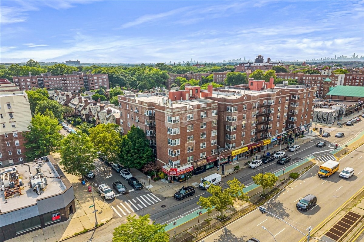 111-45 76th Avenue B62 — photo