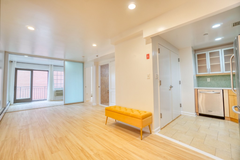 32-86 41st Street 3D — photo