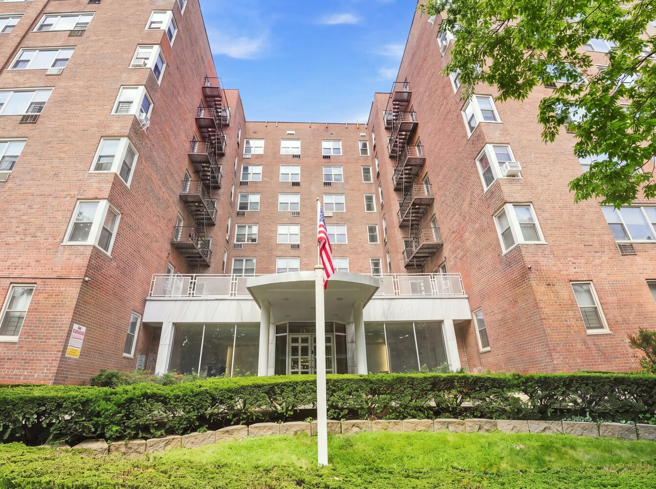 629 Kappock Street 5a — photo