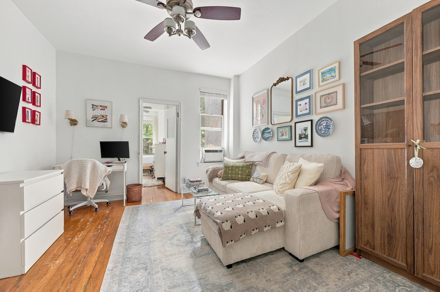 521 E 81st Street Unit 3D — photo