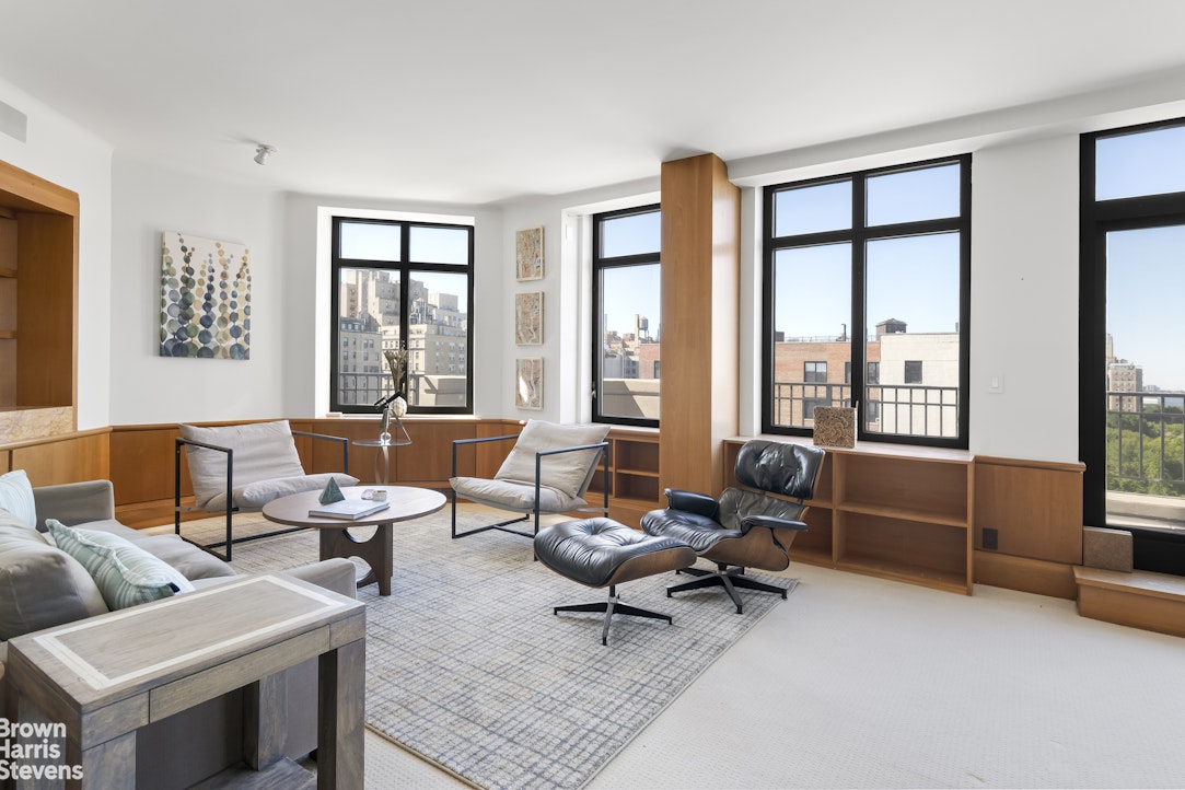222 Riverside Drive PH1/C — photo