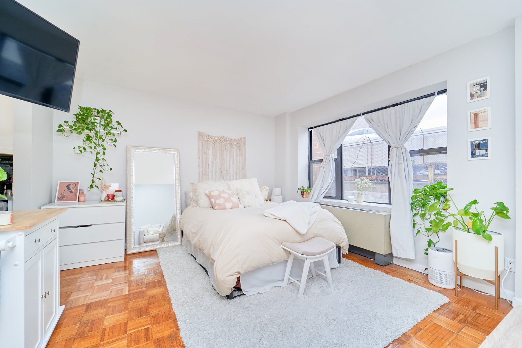 337 W 43rd Street 3D — photo