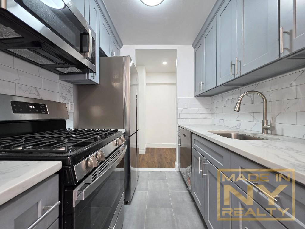 134-05 Dahlia Avenue 1C — photo