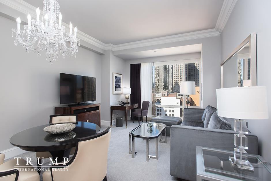 1 Central Park W 1516 — photo