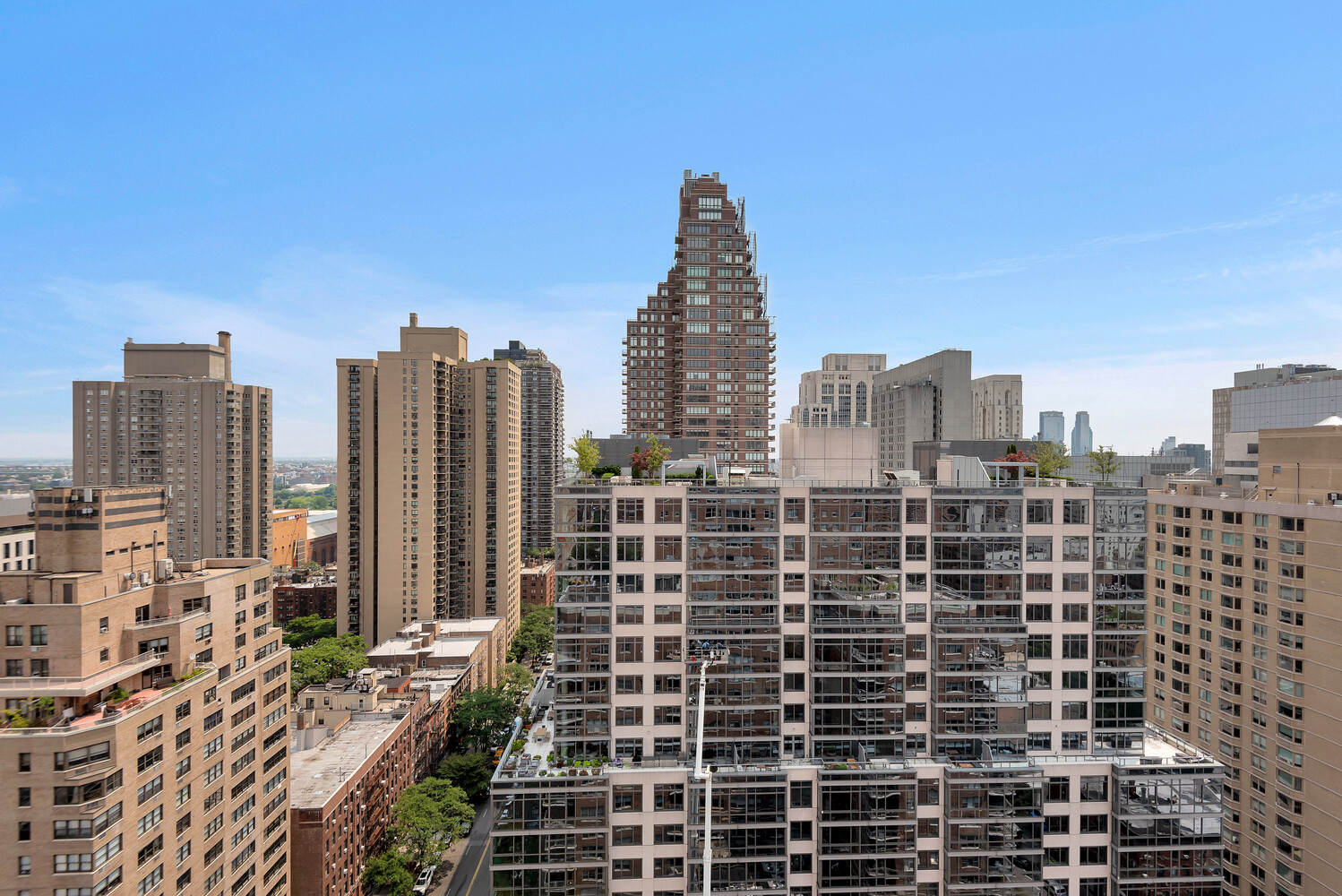 360 E 72nd Street C2603 — photo