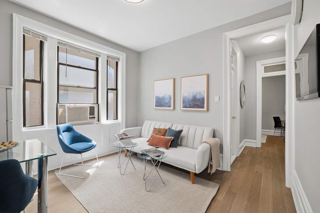139 E 30th Street 4C — photo