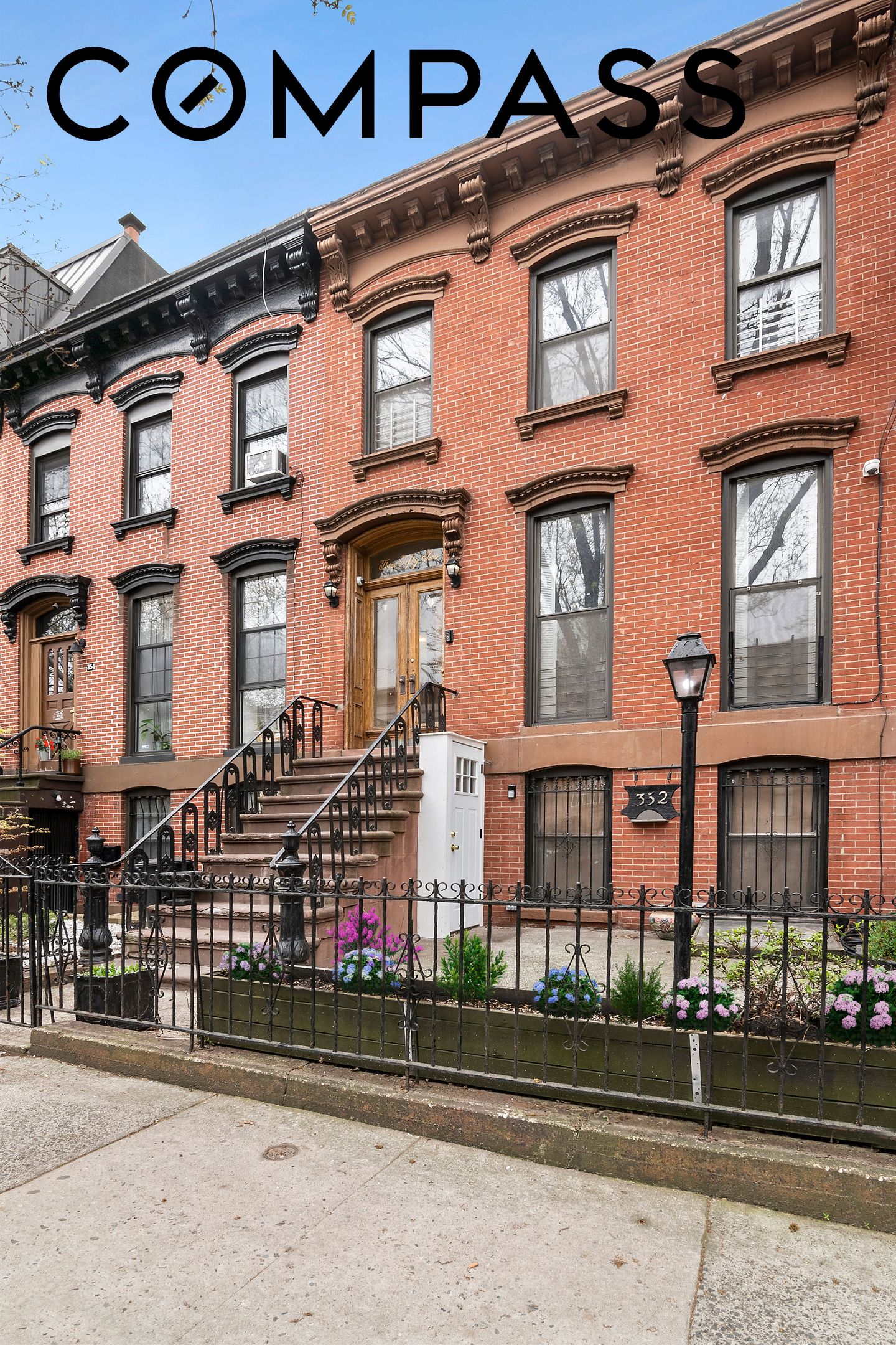 352 Halsey Street — photo