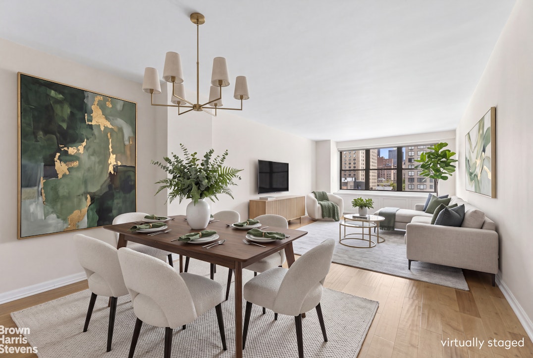 245 E 25th Street 10K — photo