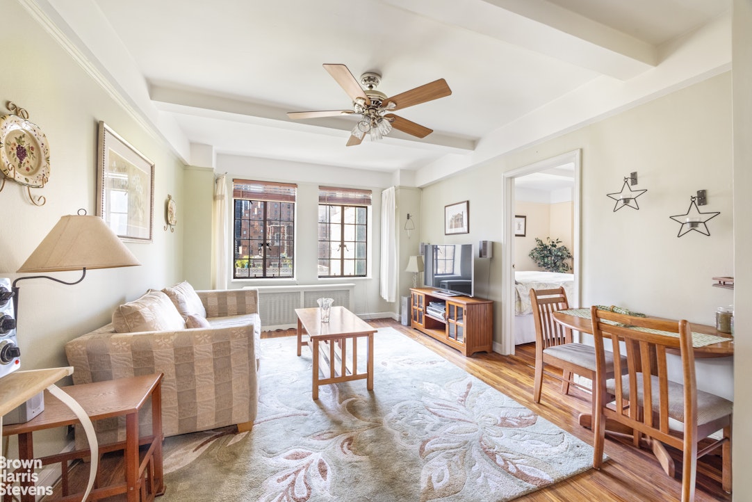 25 Tudor City Place 1119 — photo