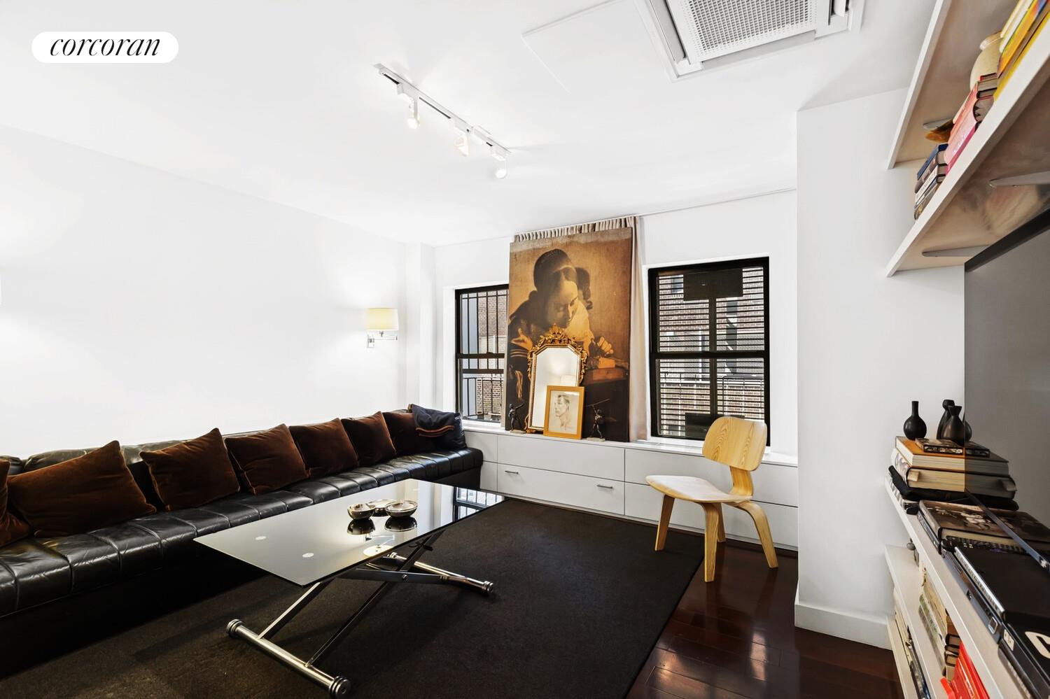 240 E 24th Street 4B — photo