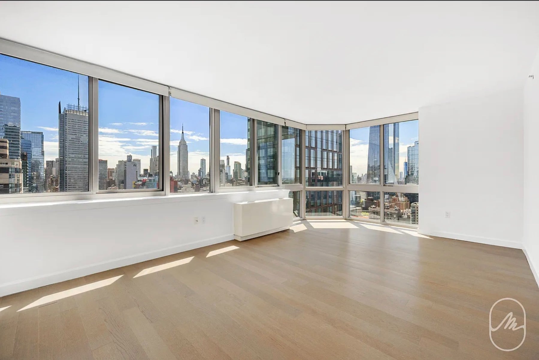 561 10th Avenue 44D — photo