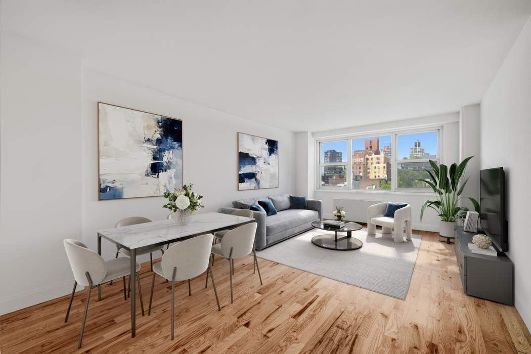 360 W 22nd Street 8D — photo