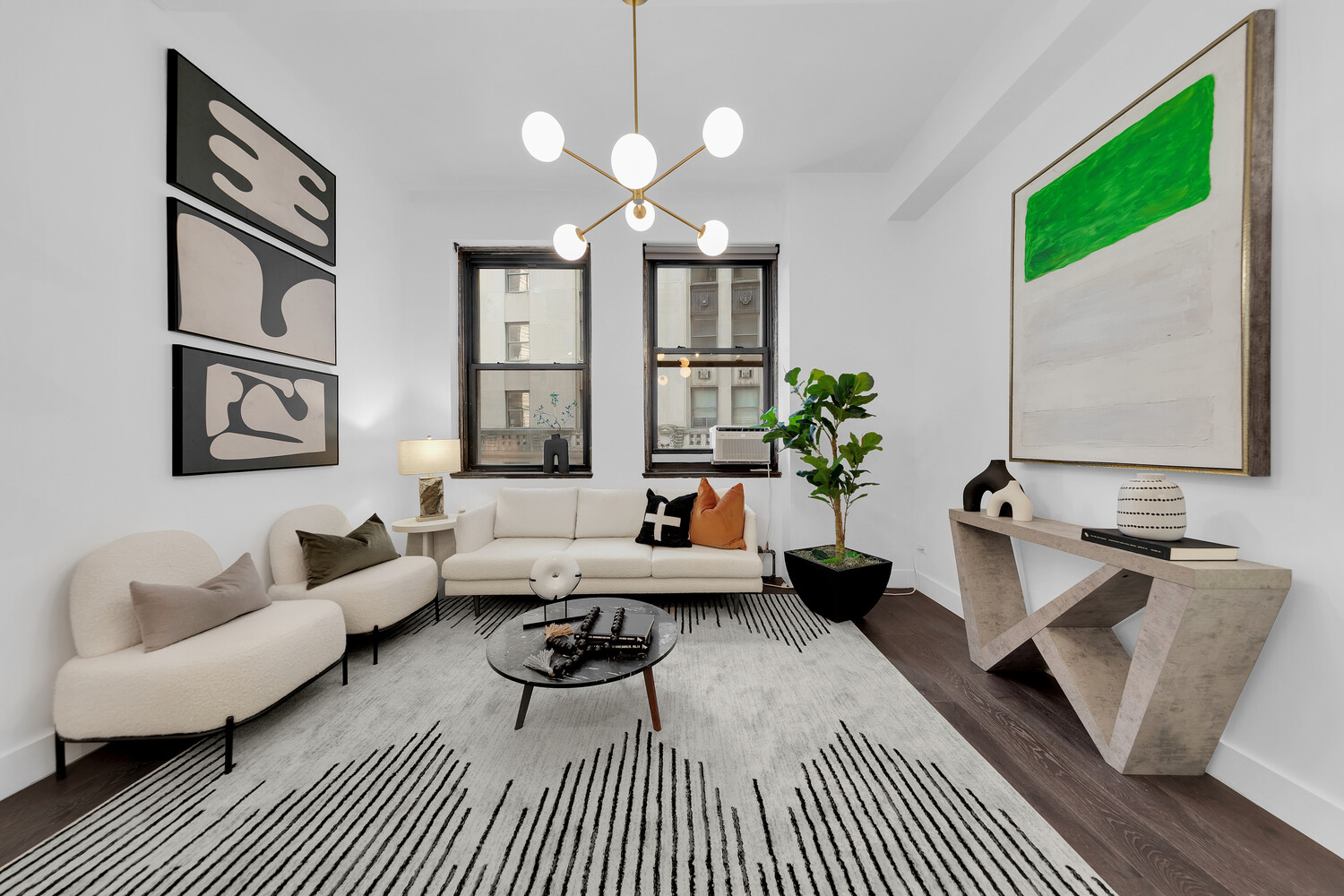 3 Hanover Square 4C — photo