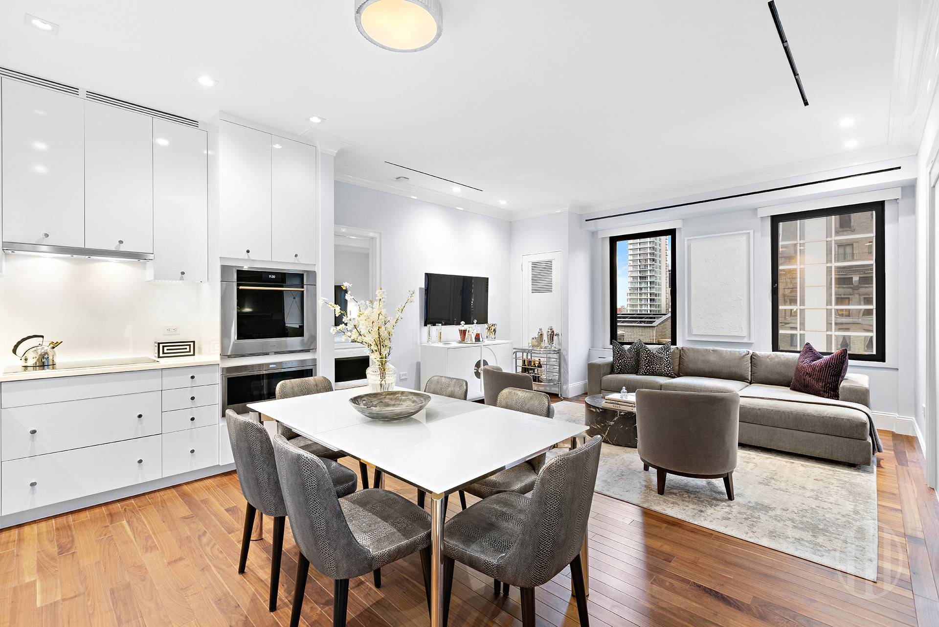 465 Park Avenue 18E — photo
