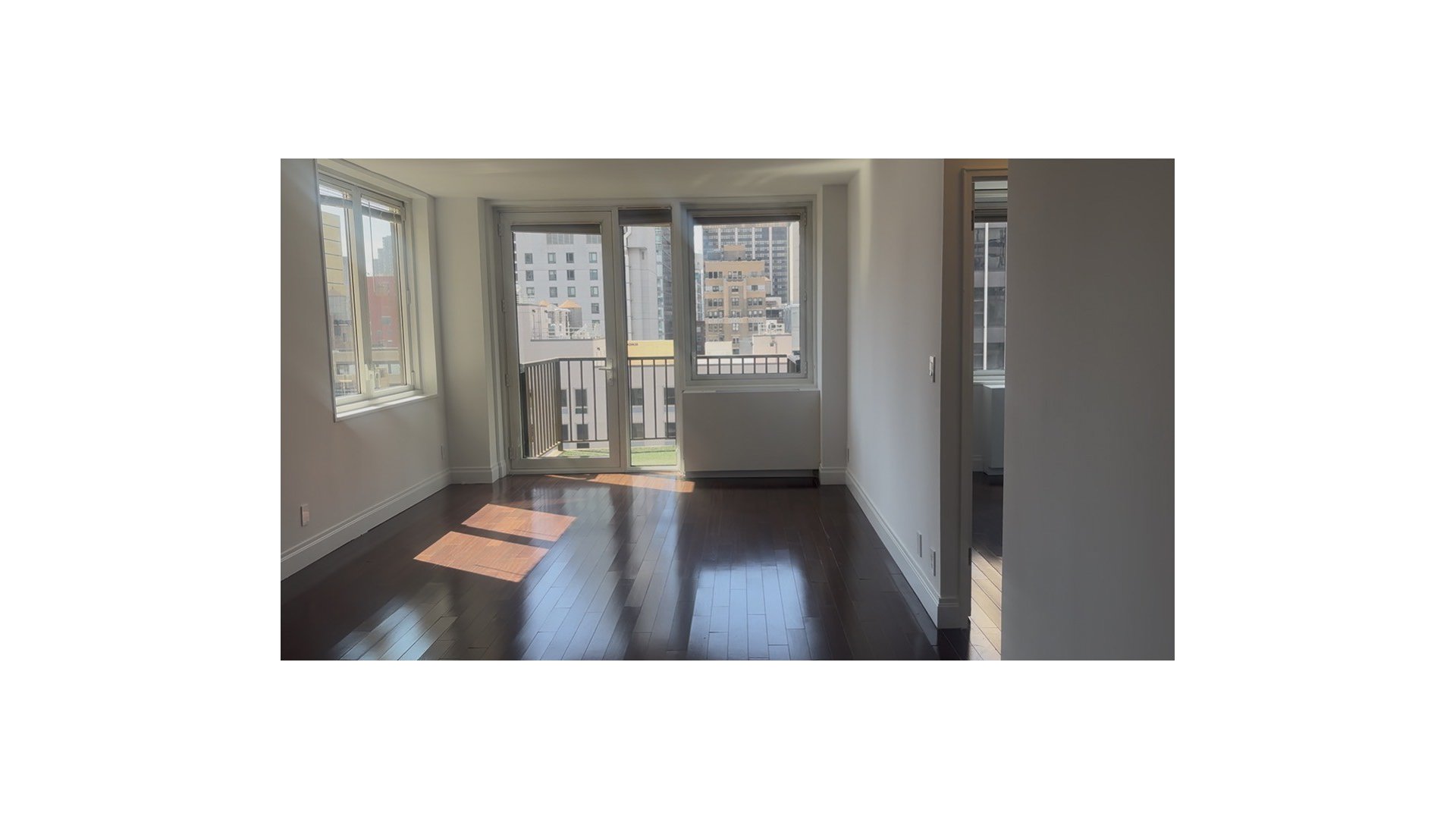 212 E 47th Street 27G — photo