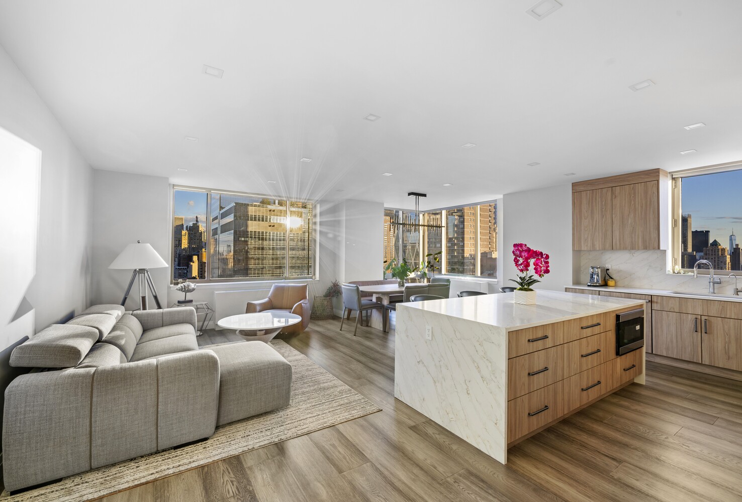 2 Columbus Avenue 29C — photo