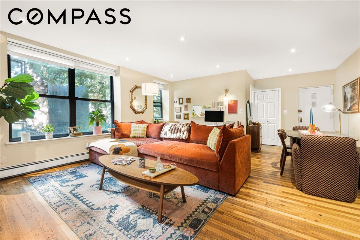 427 St Johns Place 3C — photo