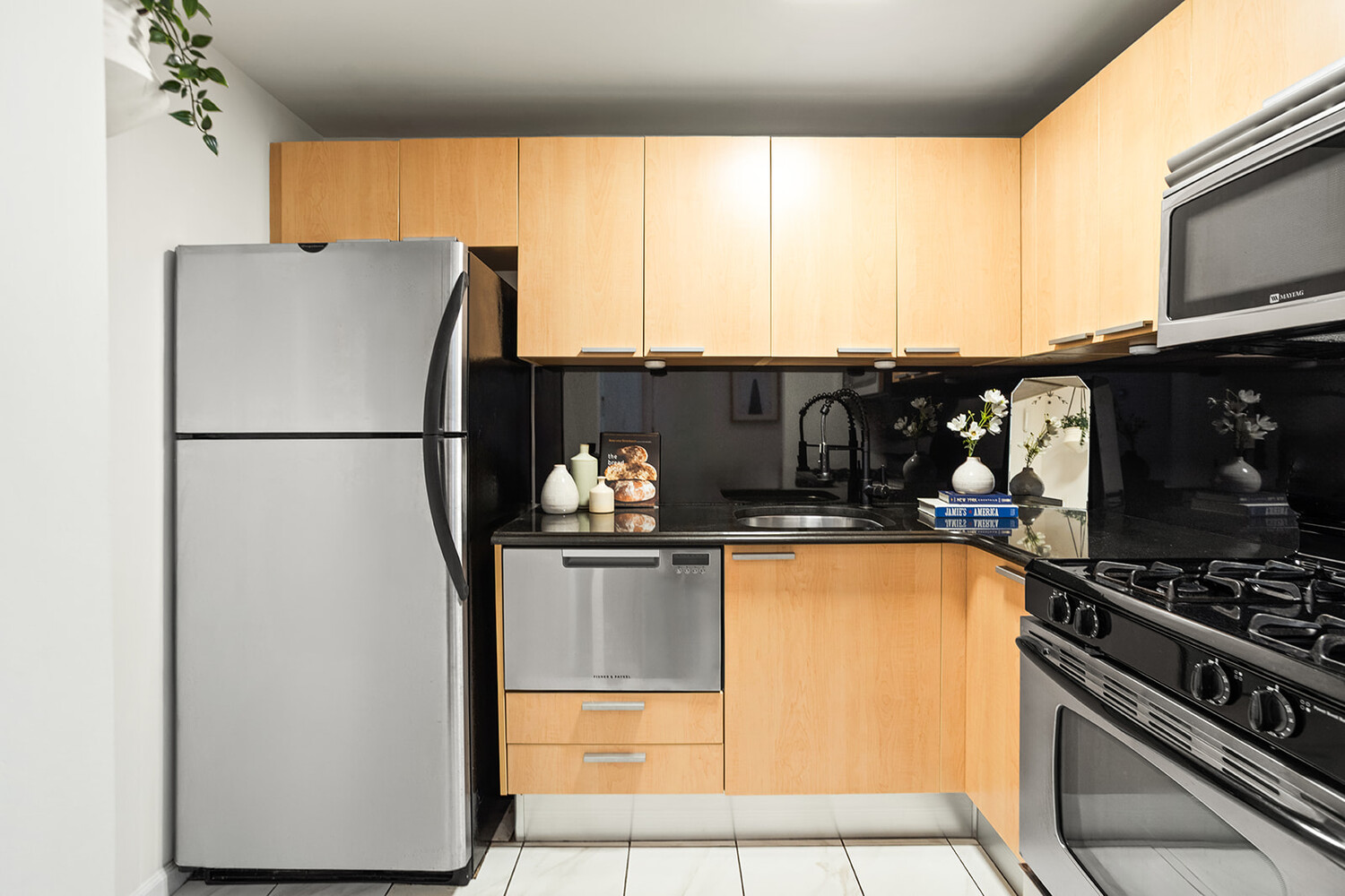 198 21st Street 2a — photo