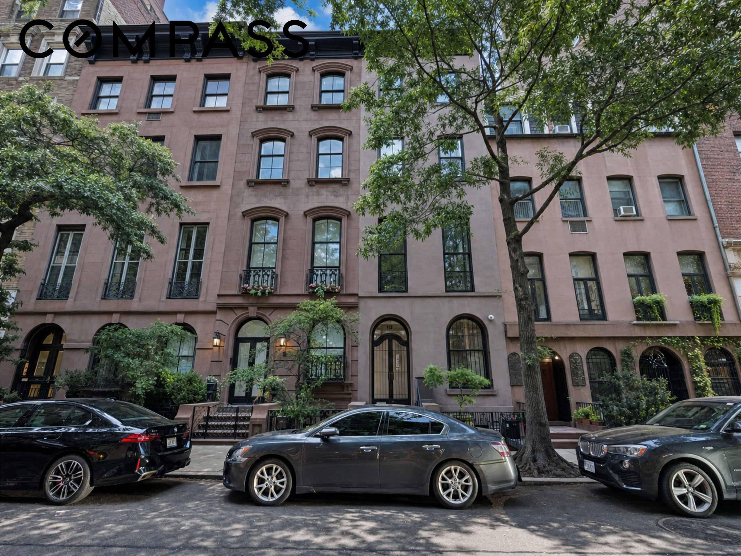 111 E 19th Street — photo