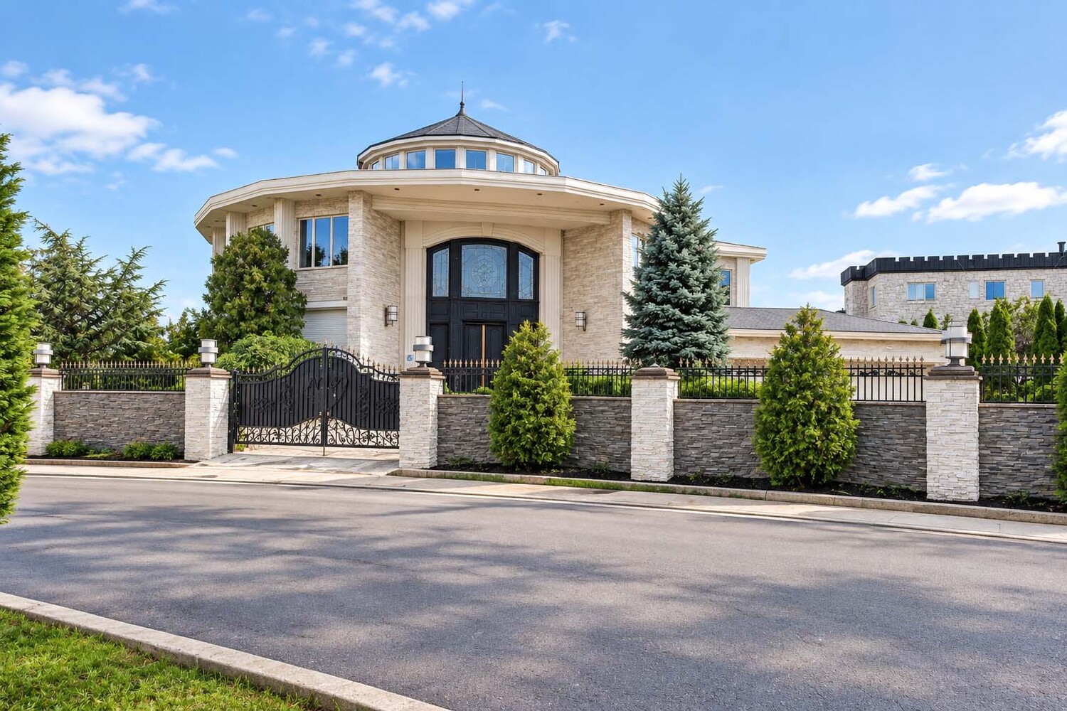 150 Nicolosi Drive — photo
