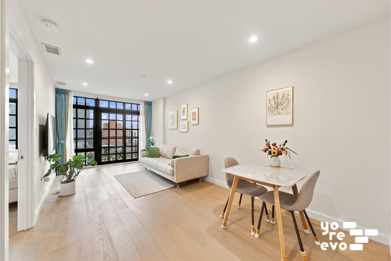 37-28 30th Street 5D — photo