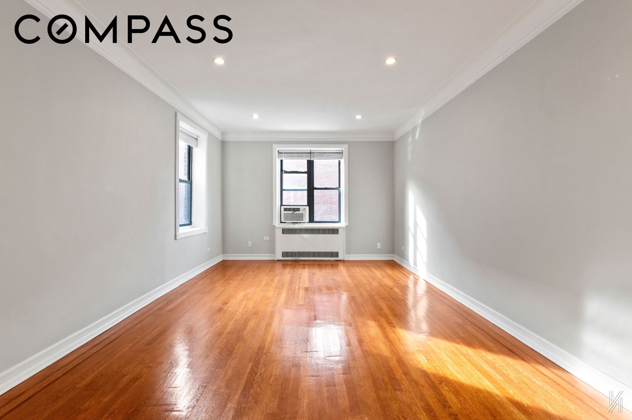 25-40 31st Avenue 6E — photo