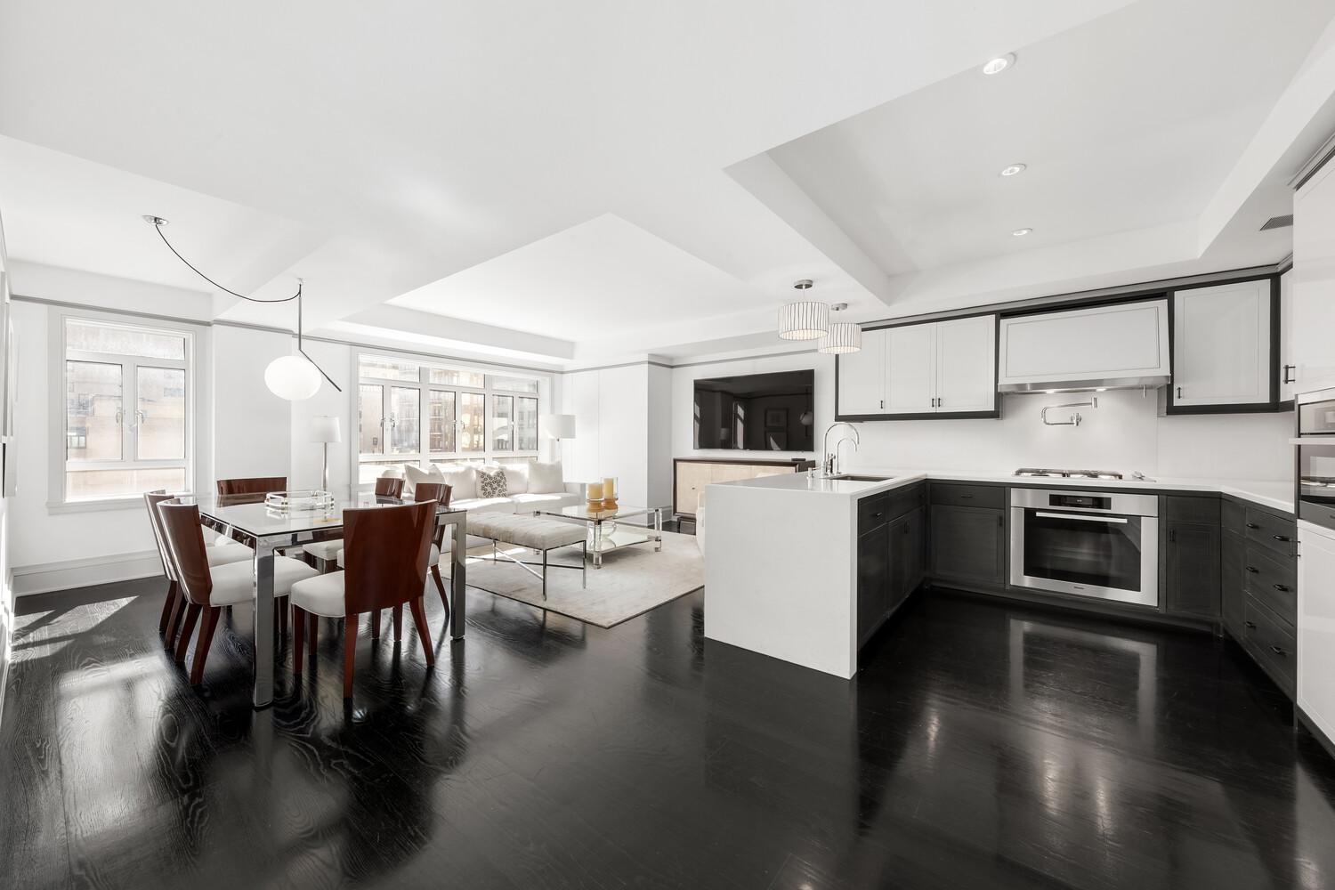 21 E 61st Street 12C — photo