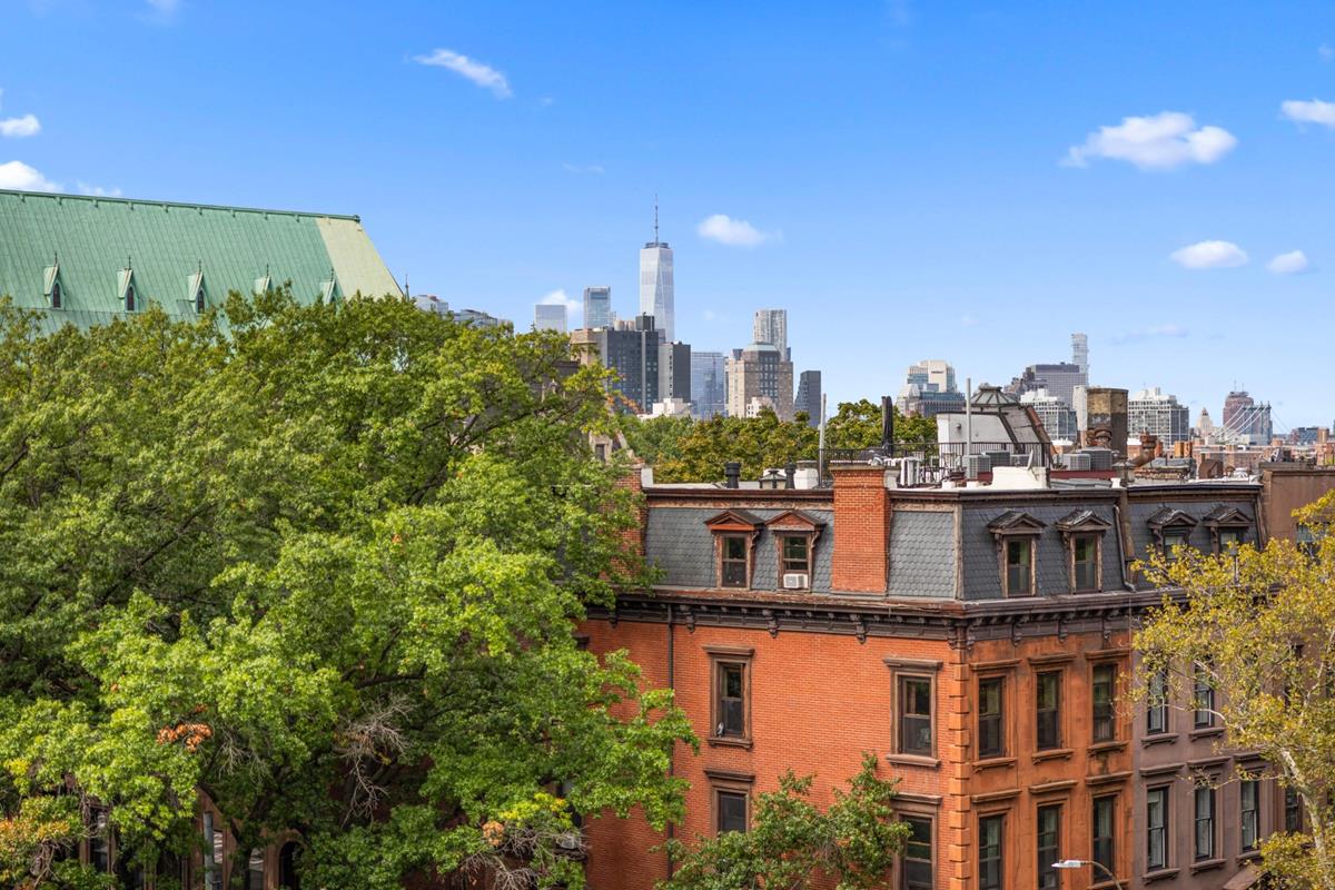 345 Clinton Avenue 7-D — photo