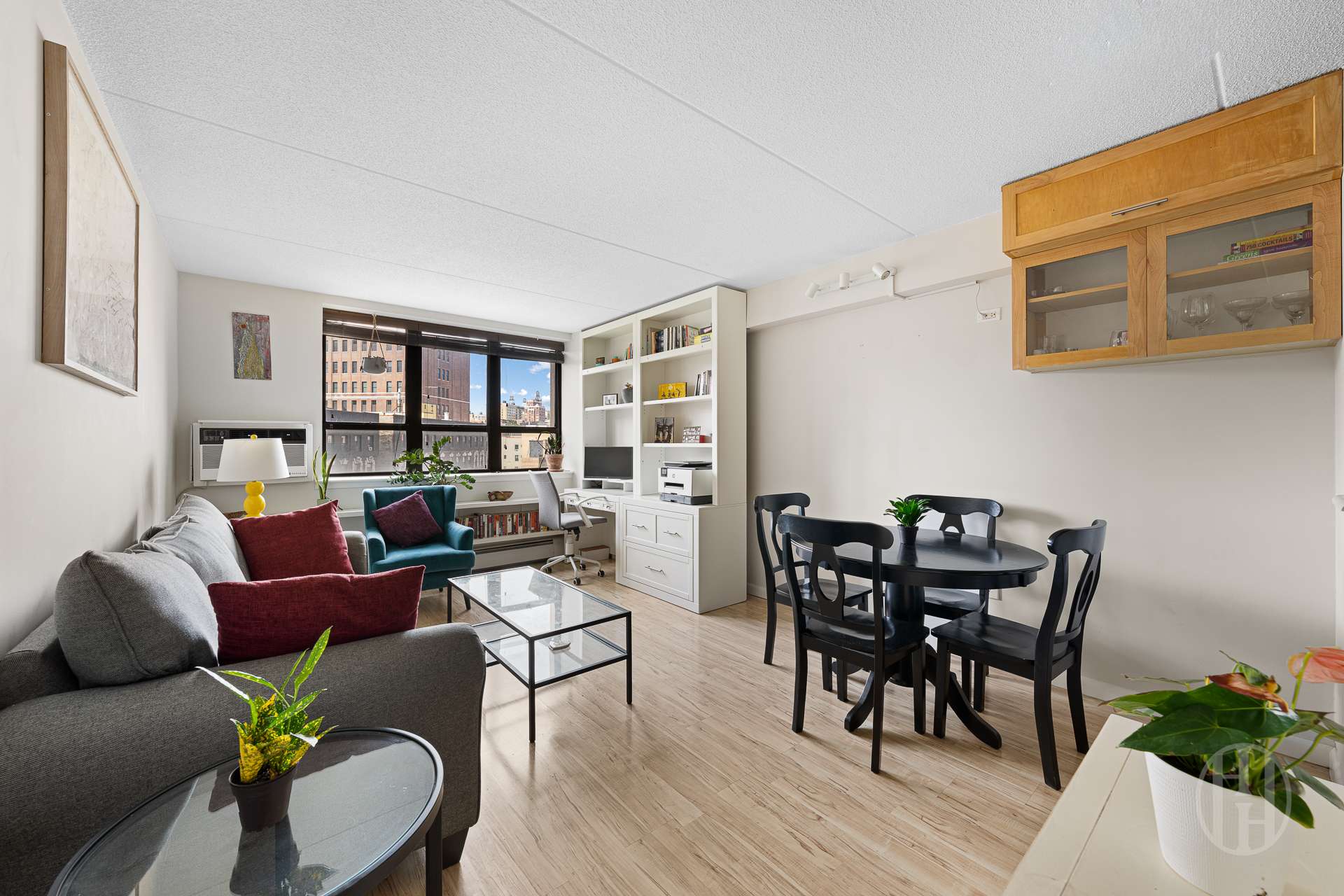 300 W 110th Street 6H — photo