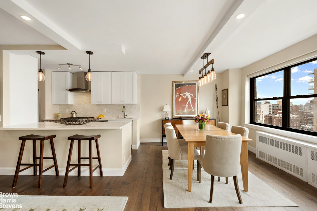 185 W End Avenue 27L — photo