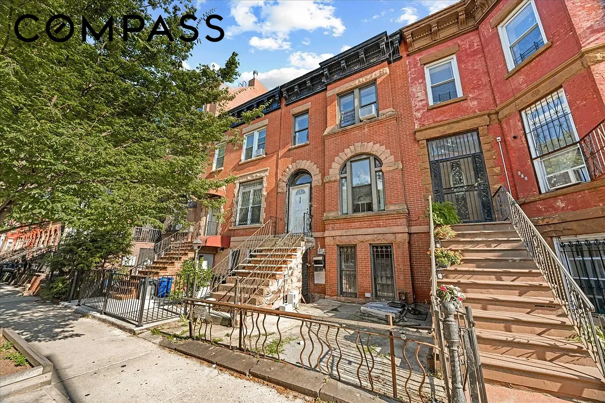 638 Halsey Street — photo