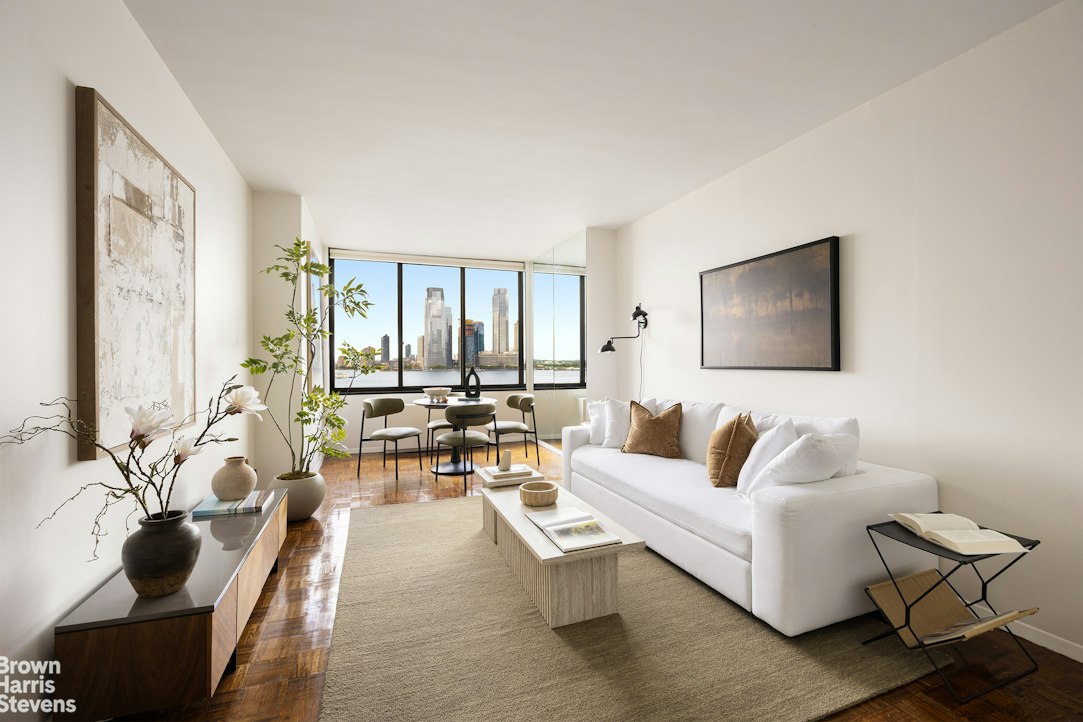 380 Rector Place 8N — photo
