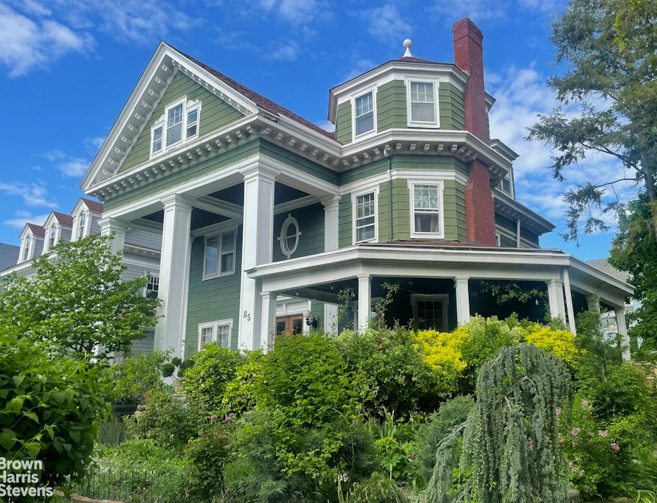 85 Westminster Road — photo