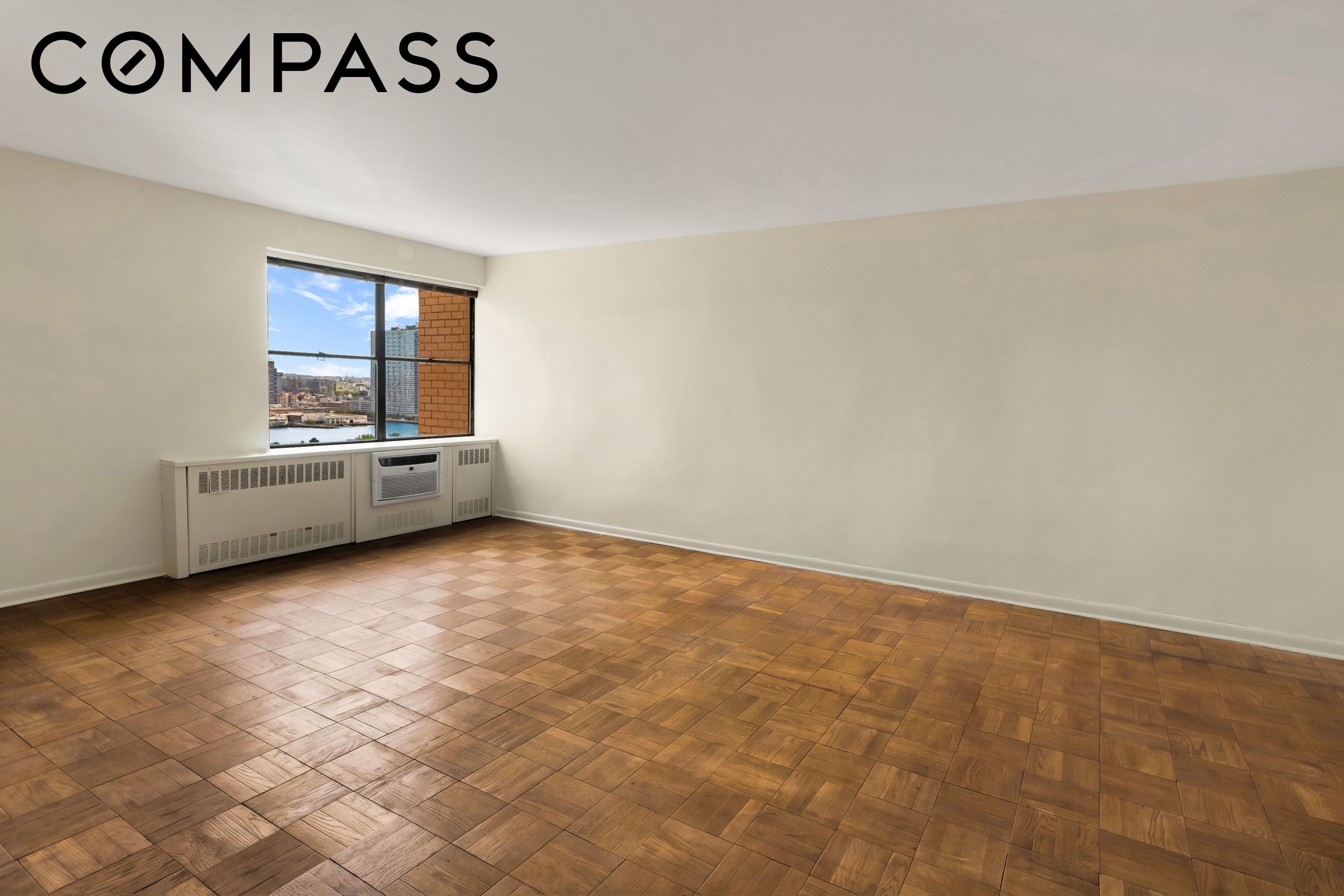 25 Sutton Place S 19I — photo