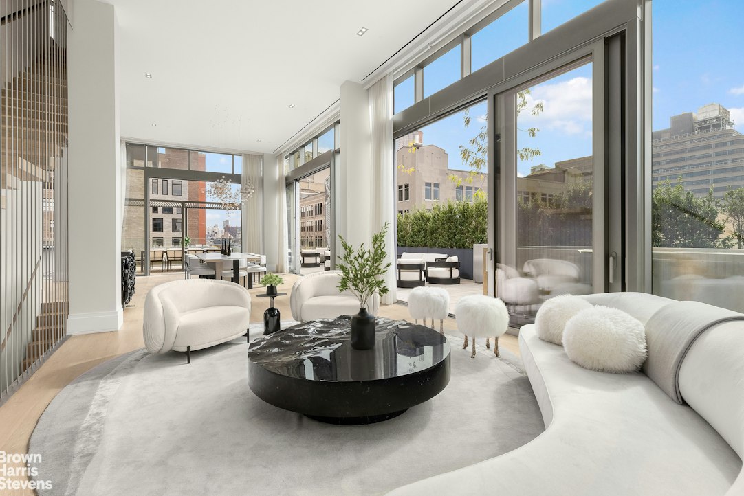 601 Washington Street Phe — photo