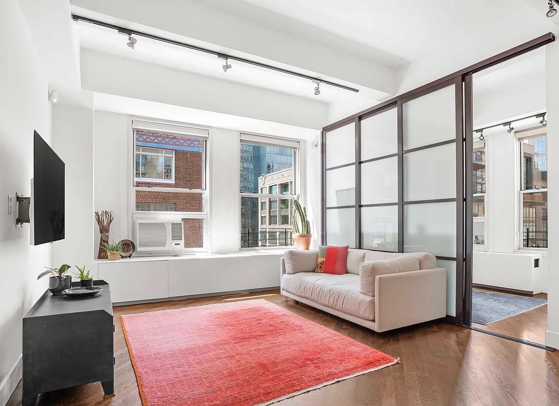 425 Park Avenue S Unit 16-B — photo